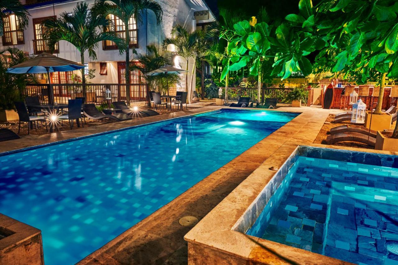 Lombok Hotel & Spa Antes Hotel Casablanca グアドゥアス エクステリア 写真